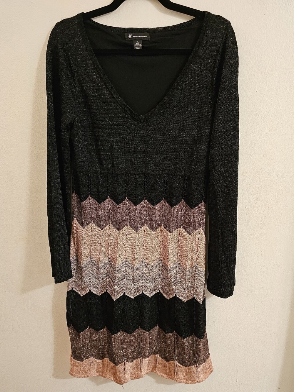 INC International Concepts Black V-Neck Chevron Knit Dress - Black/Pink & Bronze